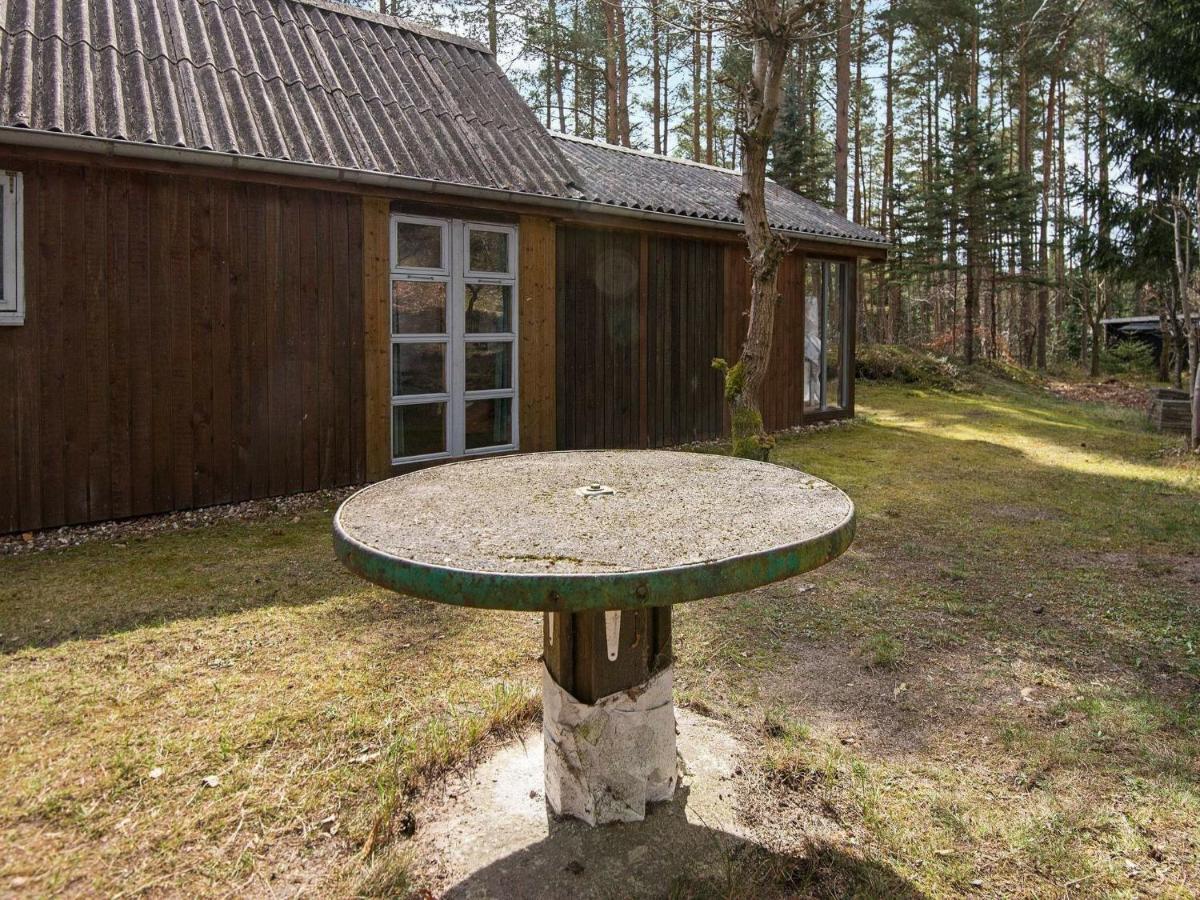 7 Person Holiday Home In Kolind Cameră foto