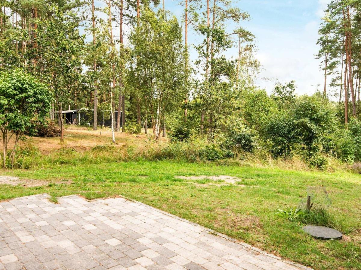 7 Person Holiday Home In Kolind Cameră foto